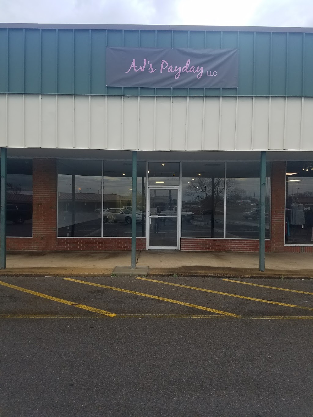 Ajs Payday | 1413 S 1st St, Union City, TN 38261, USA | Phone: (731) 599-1333