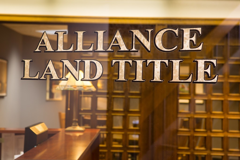 Alliance Land Title Inc | 2304 Stern Dr, Bloomington, IL 61704, USA | Phone: (309) 664-2224