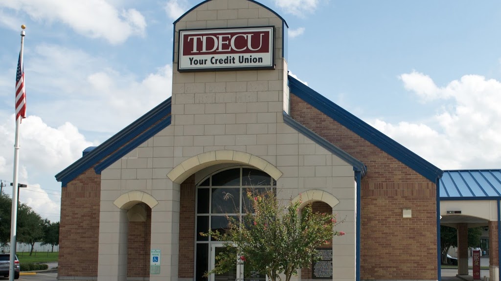 TDECU | 5835 Center St, Pasadena, TX 77505, USA | Phone: (800) 839-1154