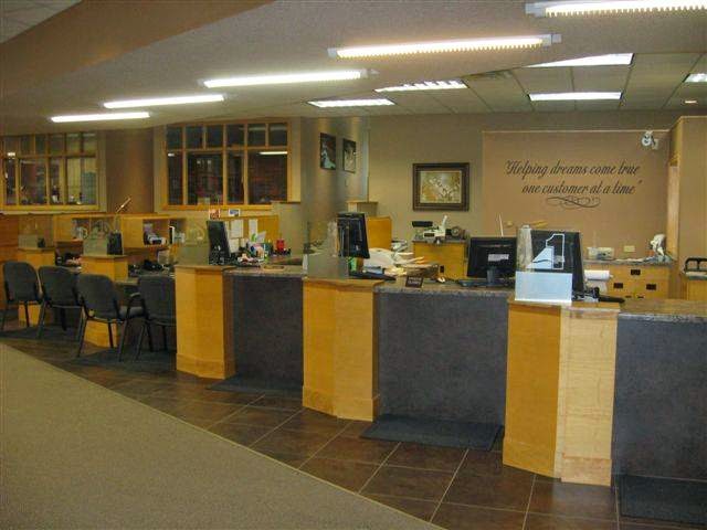 First International Bank & Trust | 111 4th St NE, Staples, MN 56479, USA | Phone: (218) 894-1522