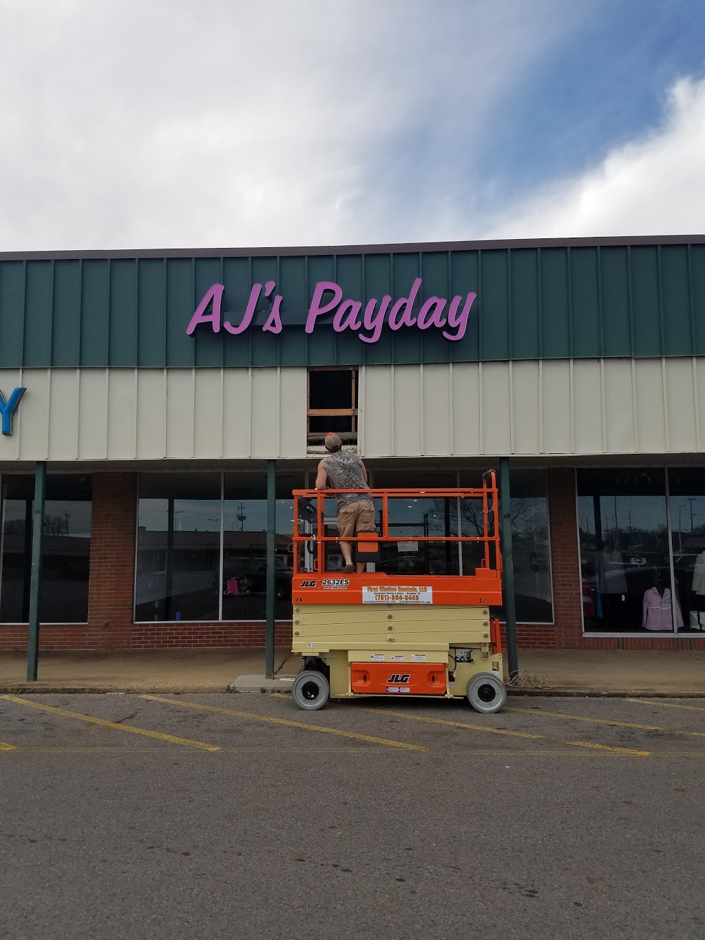 Ajs Payday | 1413 S 1st St, Union City, TN 38261, USA | Phone: (731) 599-1333