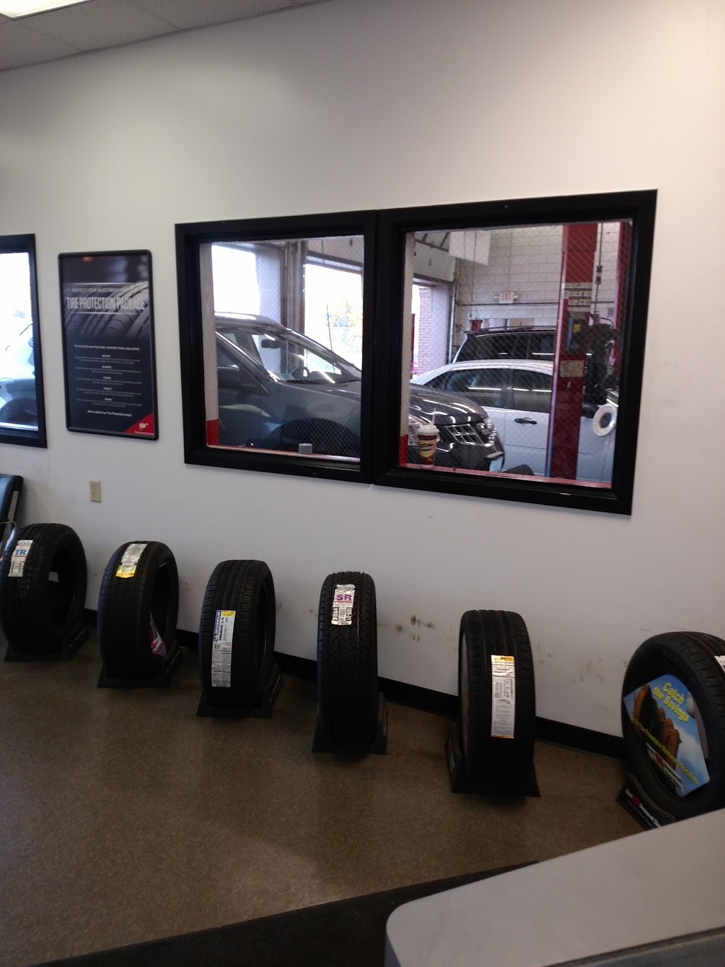 AAA | Bob Sumerel Tire & Service - Hyde Park | 3872 Paxton Ave, Hyde Park, OH 45209, USA | Phone: (513) 631-1966