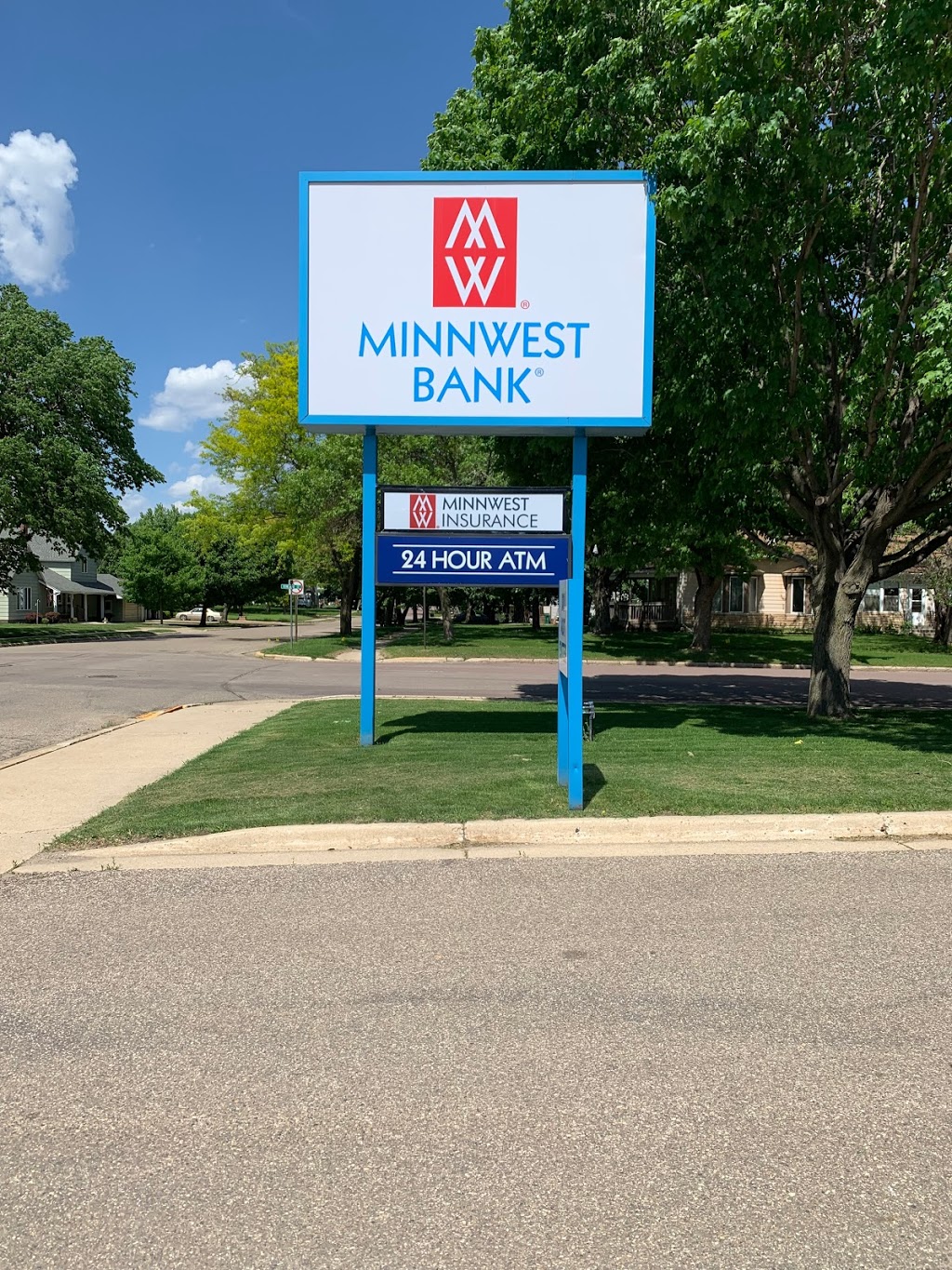 Minnwest Bank | 250 3rd St, Tracy, MN 56175, USA | Phone: (507) 629-4780