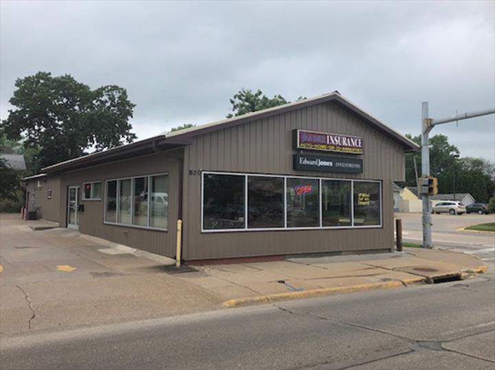 Van Buer Insurance, Inc. | 1830 N 2nd St #100, Clinton, IA 52732, USA | Phone: (563) 242-1701