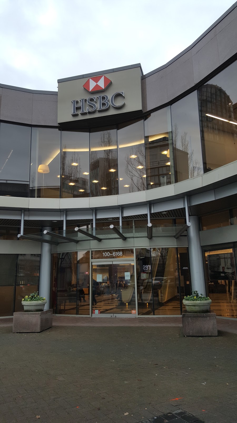 HSBC Bank | 6168 No 3 Rd, Richmond, BC V6Y 2B3, Canada | Phone: (604) 276-8700