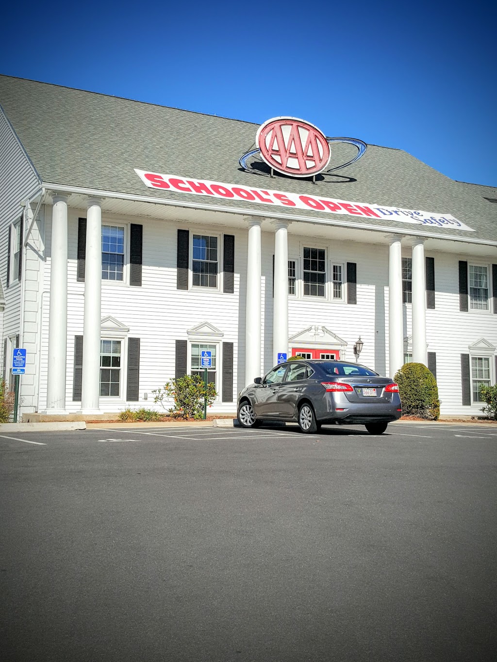 AAA Pioneer Valley - West Springfield | 150 Capital Dr, West Springfield, MA 01089, USA | Phone: (413) 785-1381