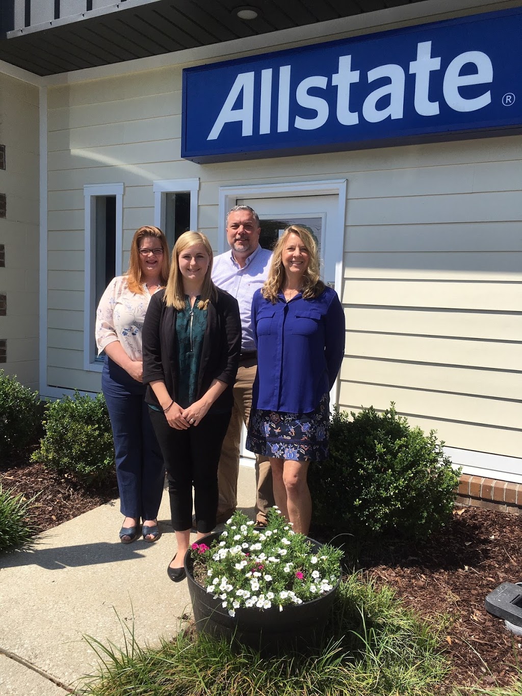 Michelle Bennett: Allstate Insurance | 445 Western Blvd Ste M, Jacksonville, NC 28546, USA | Phone: (910) 347-1248