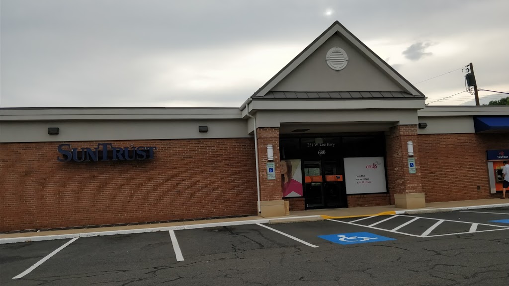 SunTrust | 251 W Lee Hwy, Warrenton, VA 20186, USA | Phone: (540) 680-6020