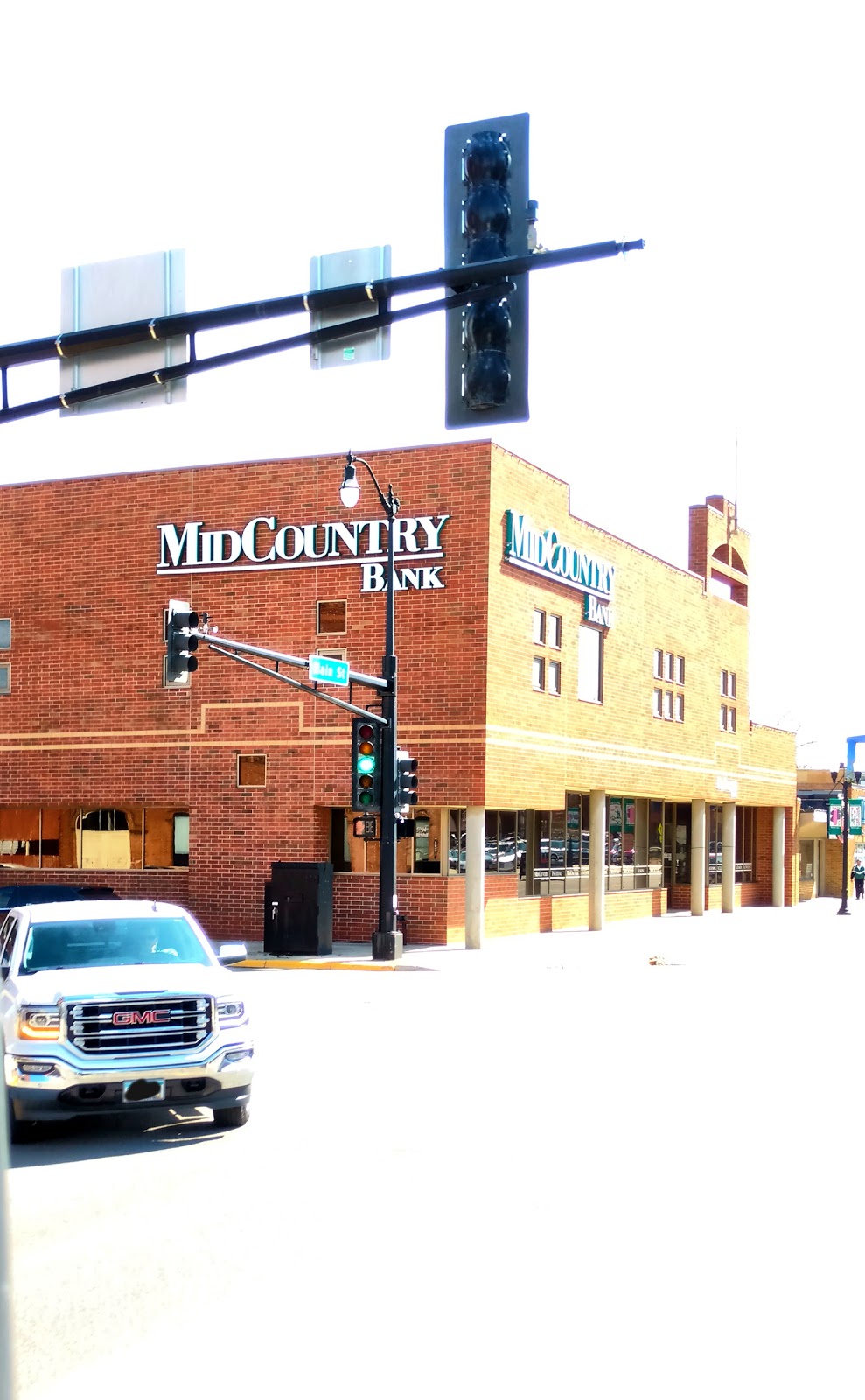 MidCountry Bank | 201 Main St S, Hutchinson, MN 55350, USA | Phone: (320) 234-4500