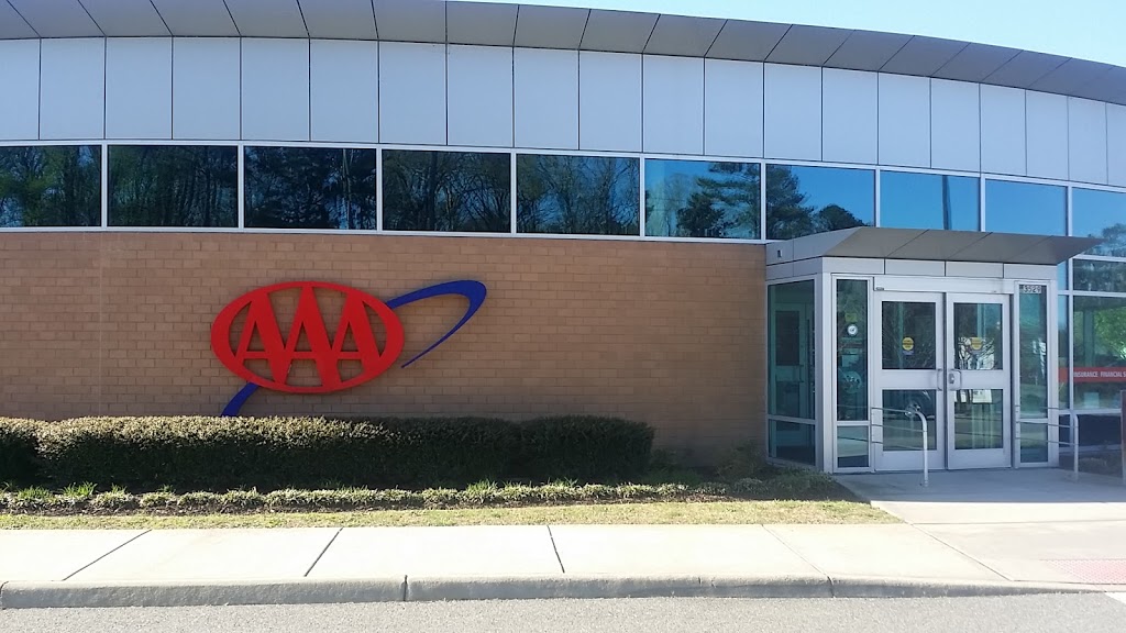 AAA Suffolk Center | 3529 Bridge Rd, Suffolk, VA 23435, USA | Phone: (757) 965-2229