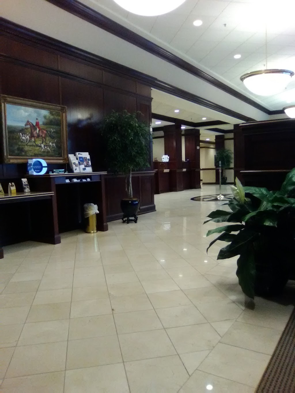 Central Bank & Trust Co | 300 W Vine St, Lexington, KY 40507, USA | Phone: (859) 253-6013