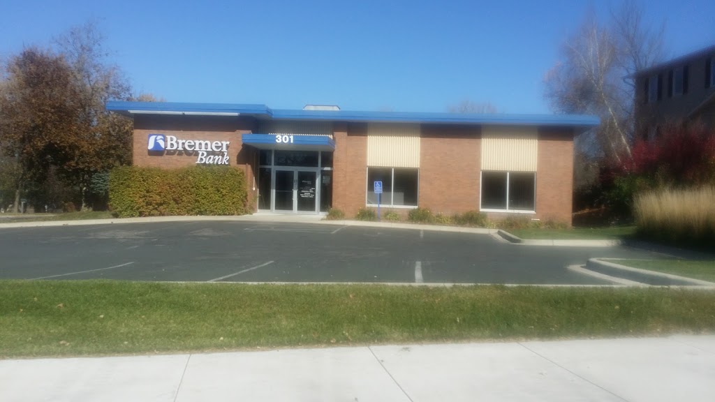 Bremer Bank | 301 Territorial St E, Watertown, MN 55388, USA | Phone: (952) 955-1916