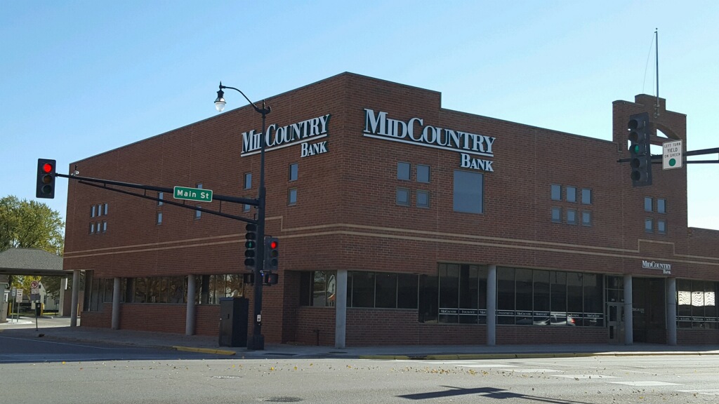 MidCountry Bank | 201 Main St S, Hutchinson, MN 55350, USA | Phone: (320) 234-4500