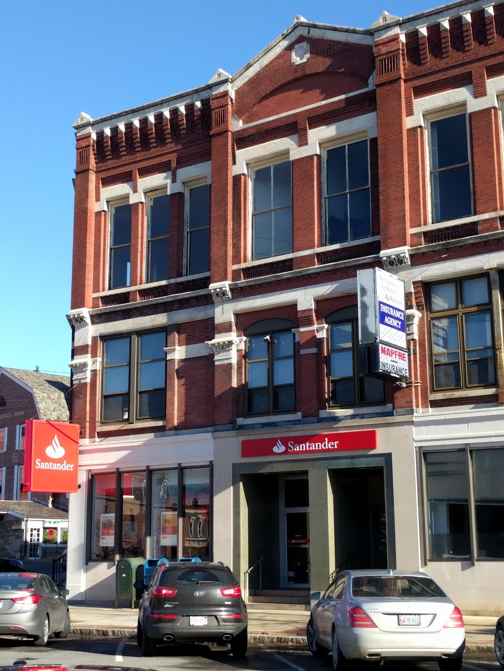 Santander Bank | 79 High St, Clinton, MA 01510, USA | Phone: (978) 365-3750