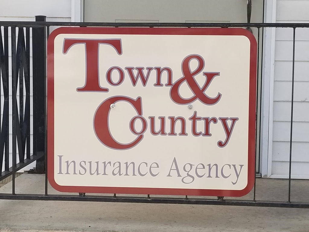 Town & Country Insurance | 711 Main St, Osage, IA 50461, USA | Phone: (641) 732-5576