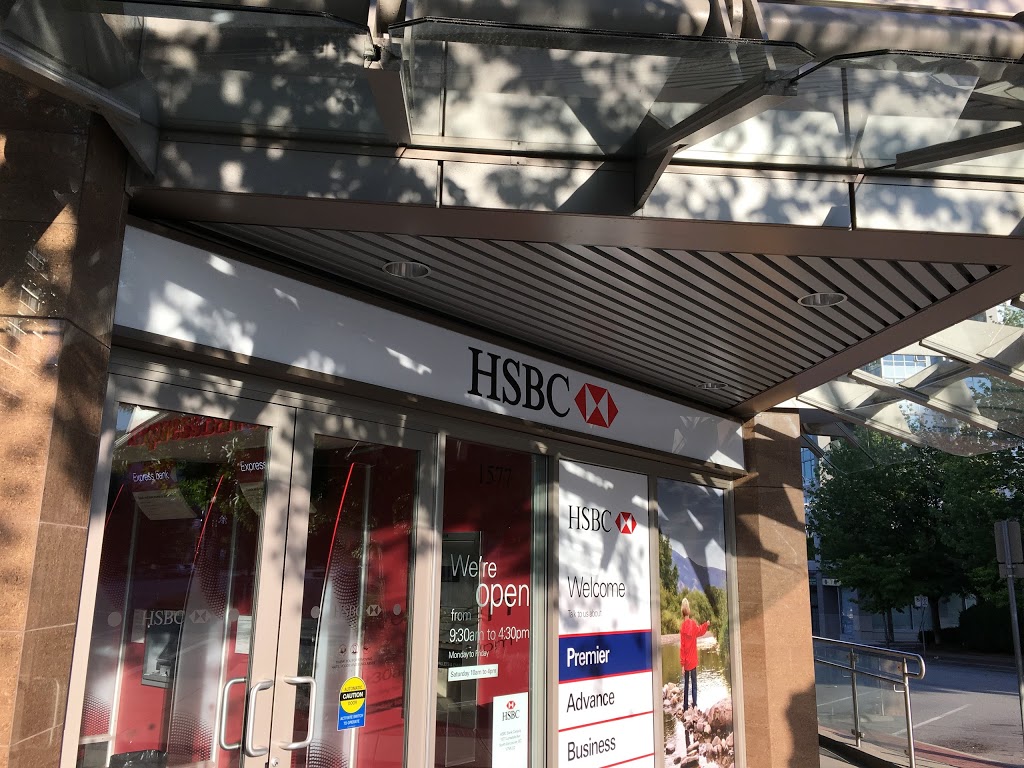 HSBC Bank | 1577 Lonsdale Ave #102, North Vancouver, BC V7M 2J2, Canada | Phone: (888) 310-4722