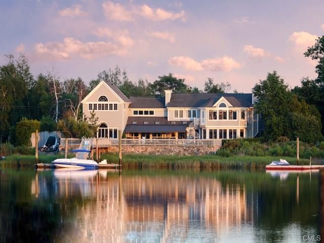 William Raveis Real Estate Mortgage and Insurance | 15 W Central St, Natick, MA 01760, USA | Phone: (508) 655-4141