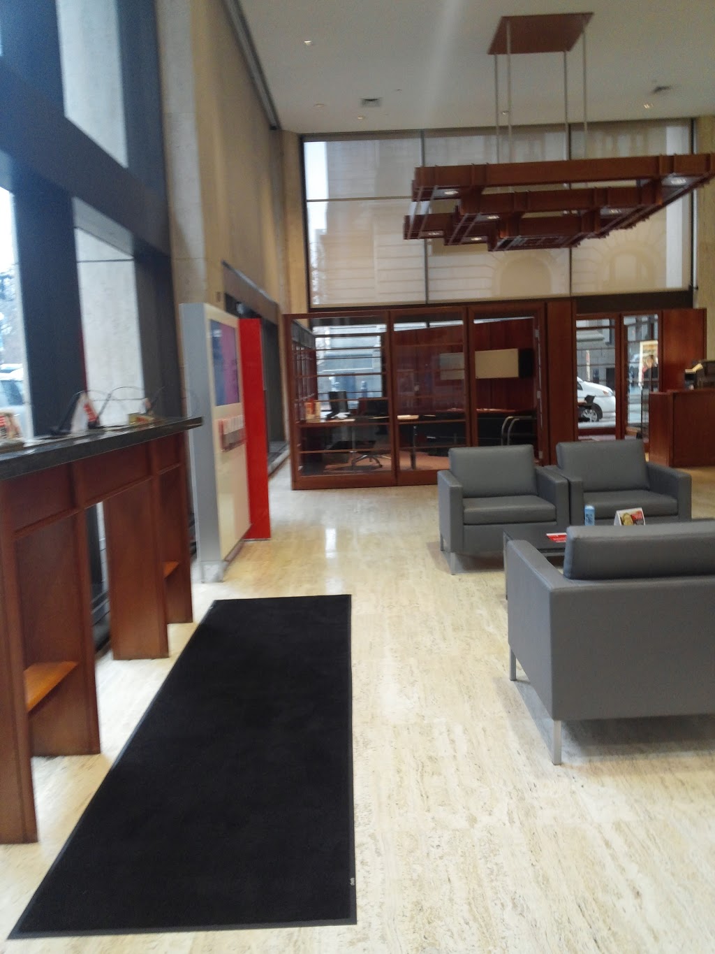 Santander Bank | One Financial Plaza, Providence, RI 02903, USA | Phone: (401) 752-1900