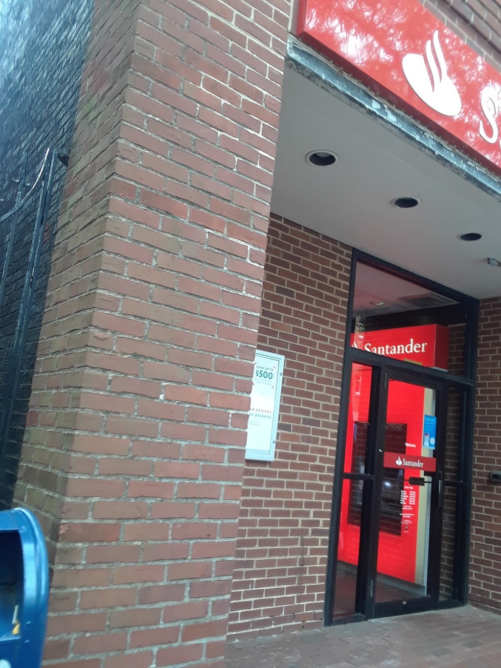 Santander Bank | 253 Essex St, Salem, MA 01970, USA | Phone: (978) 741-2085