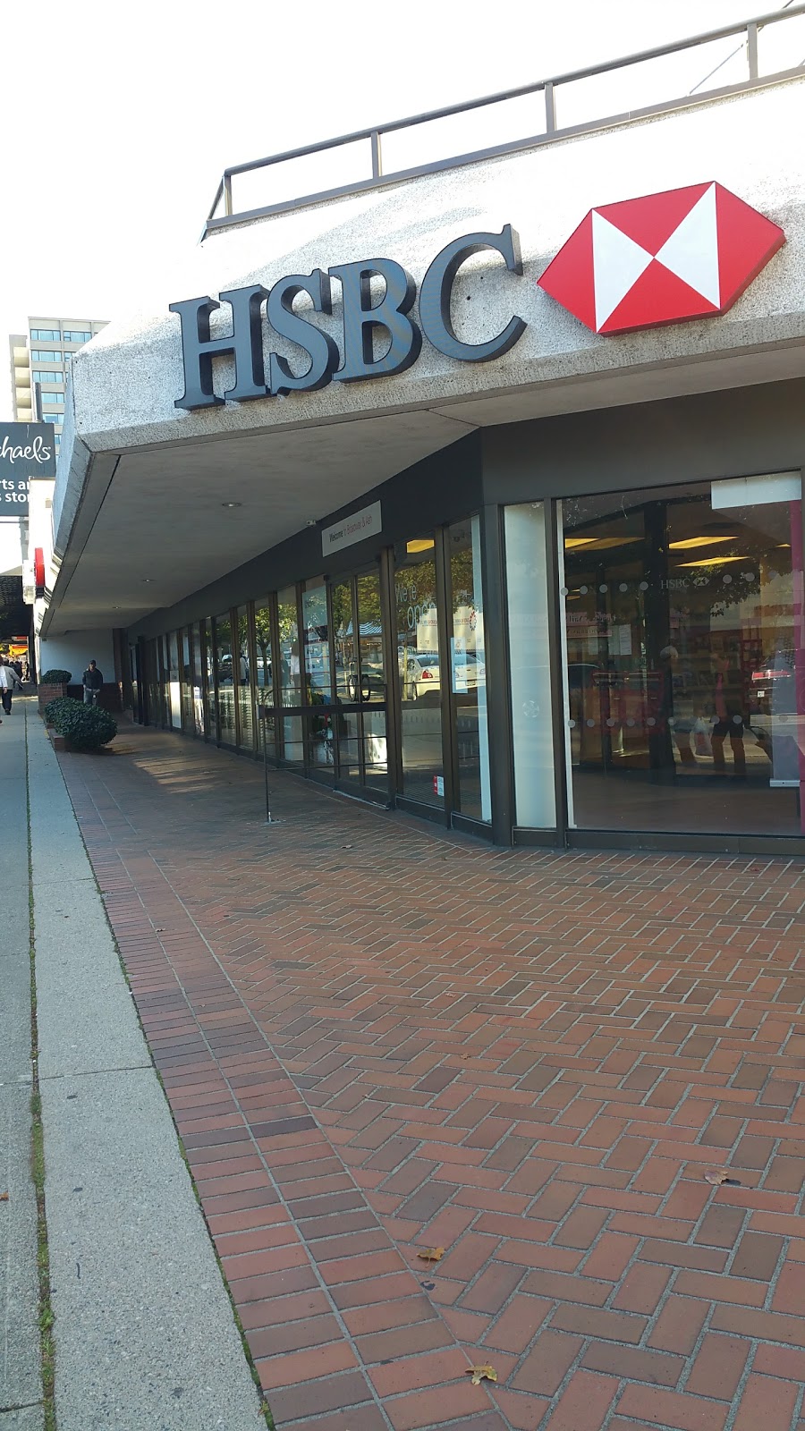 HSBC Bank | Heather Street, 601 W Broadway, Vancouver, BC V5Z 4C2, Canada | Phone: (888) 310-4722