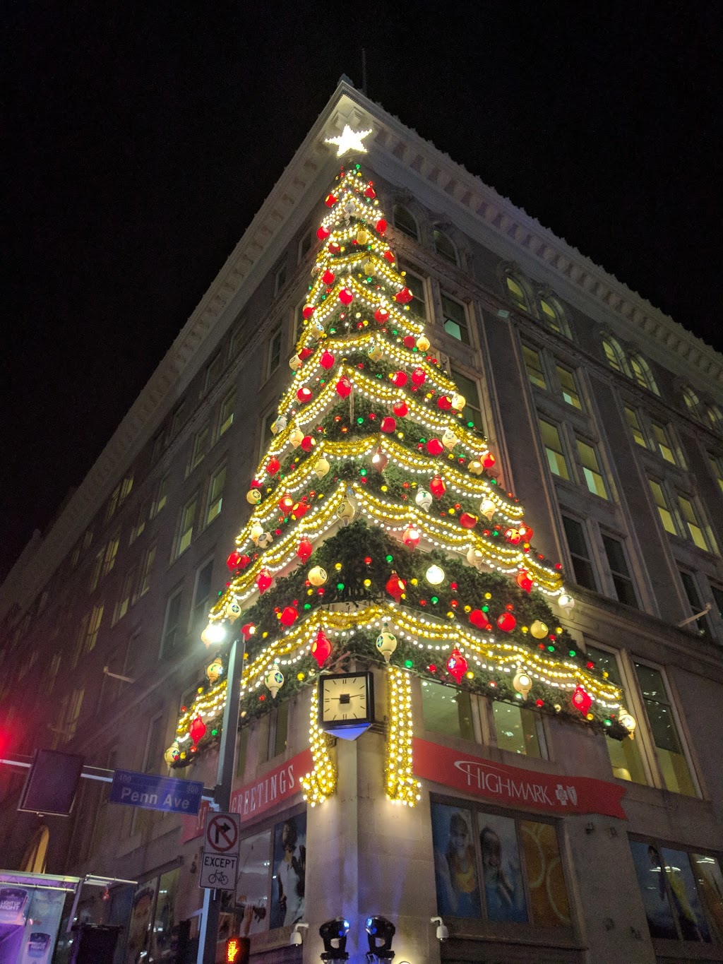 Highmark | 501 Penn Ave, Pittsburgh, PA 15222, USA | Phone: (412) 544-0917
