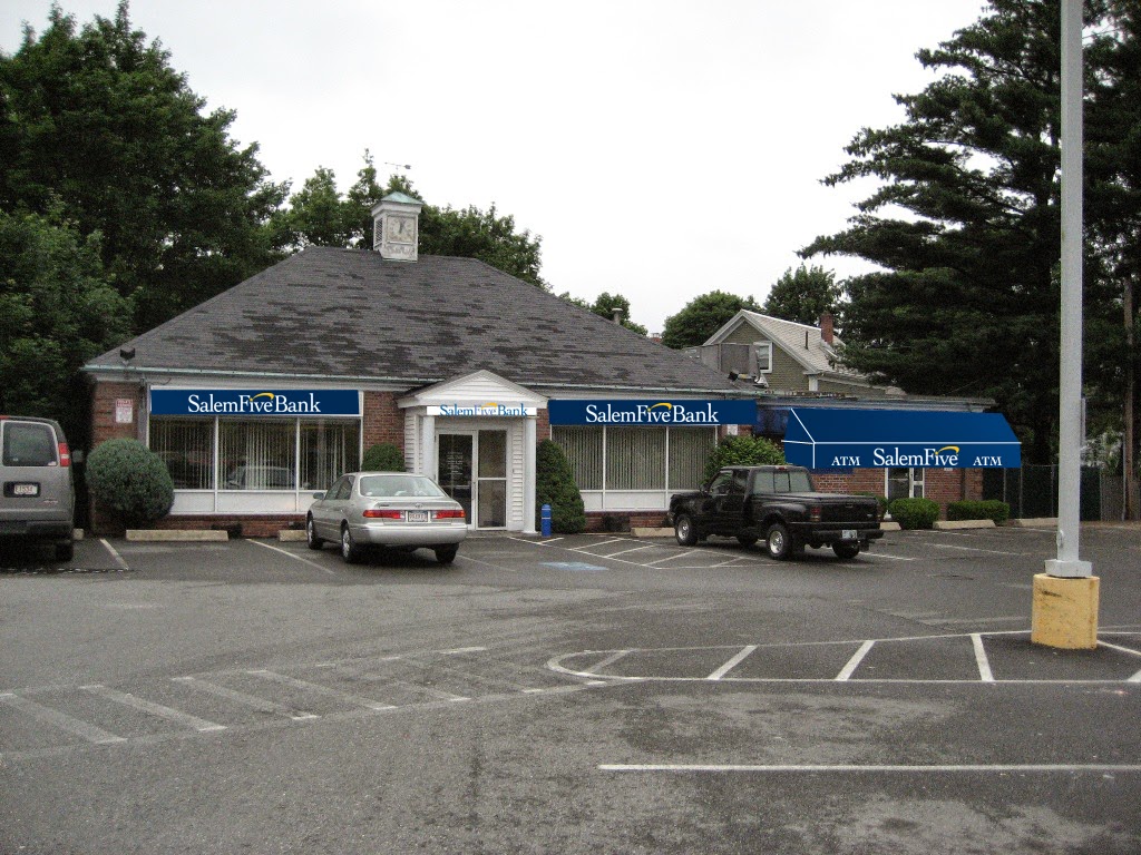 Salem Five Bank | 424 Essex St, Salem, MA 01970, USA | Phone: (800) 850-5000