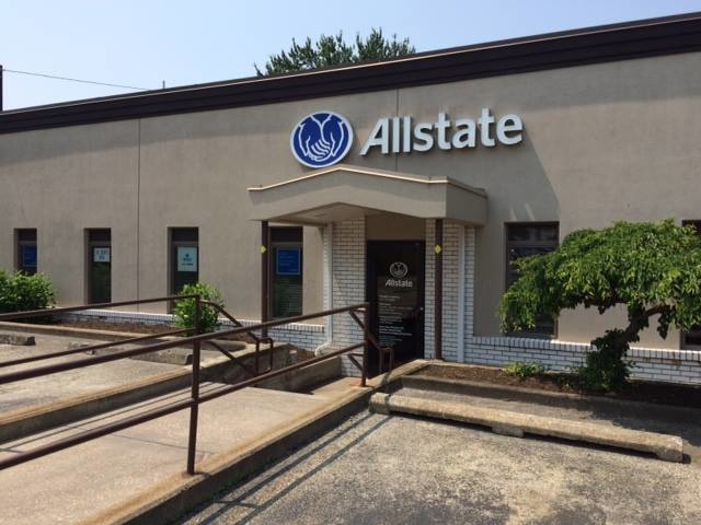 Angela M Pungitore: Allstate Insurance | 4304 Walnut St # S8, McKeesport, PA 15132, USA | Phone: (412) 751-0888