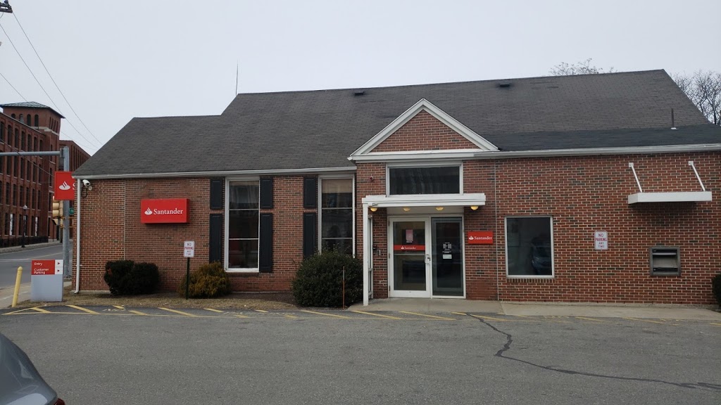 Santander Bank | 555 Broadway, Lawrence, MA 01841, USA | Phone: (978) 691-4402