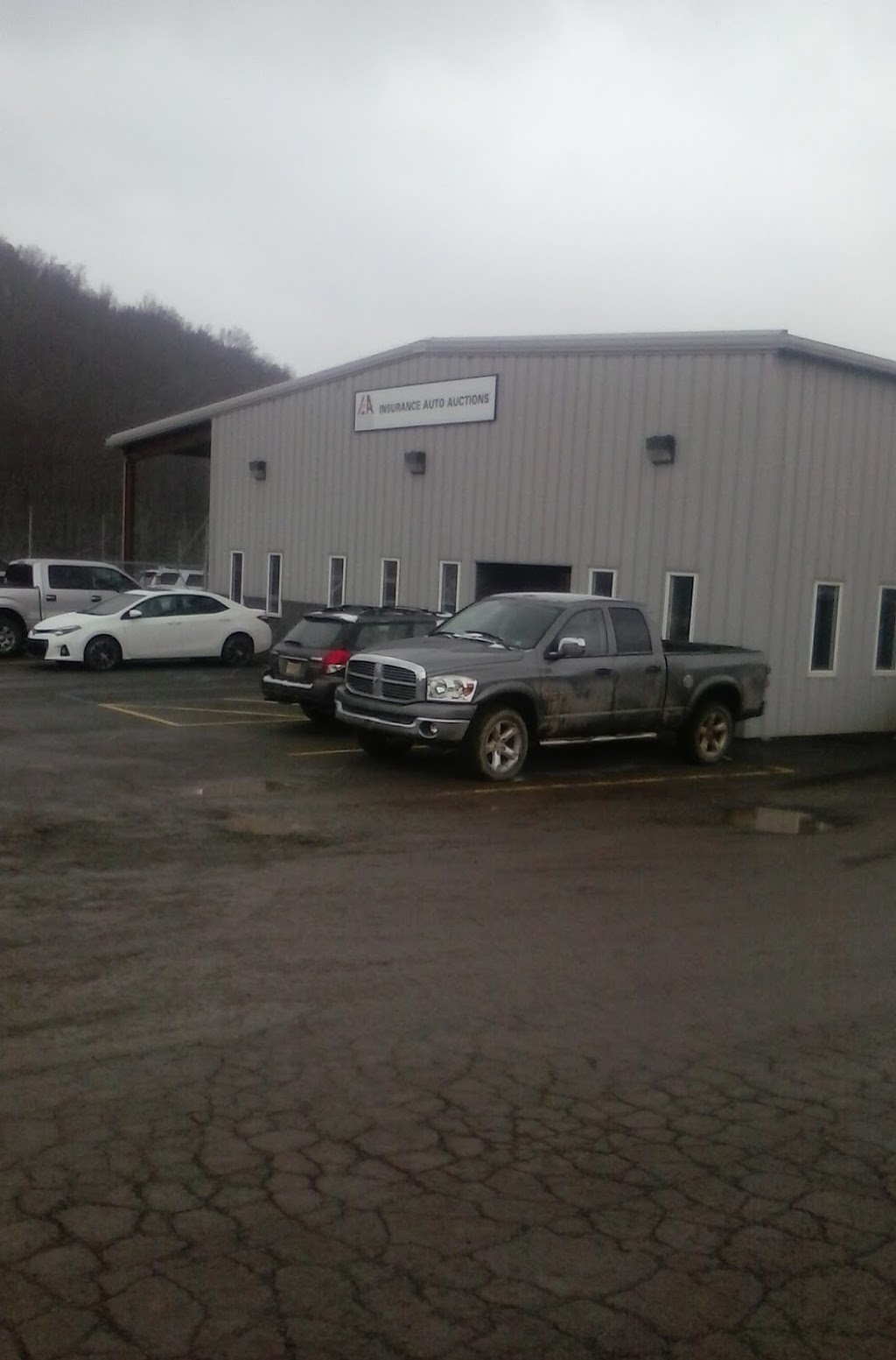 Insurance Auto Auctions | 200 Auction Ln, Buckhannon, WV 26201, USA | Phone: (304) 472-3900