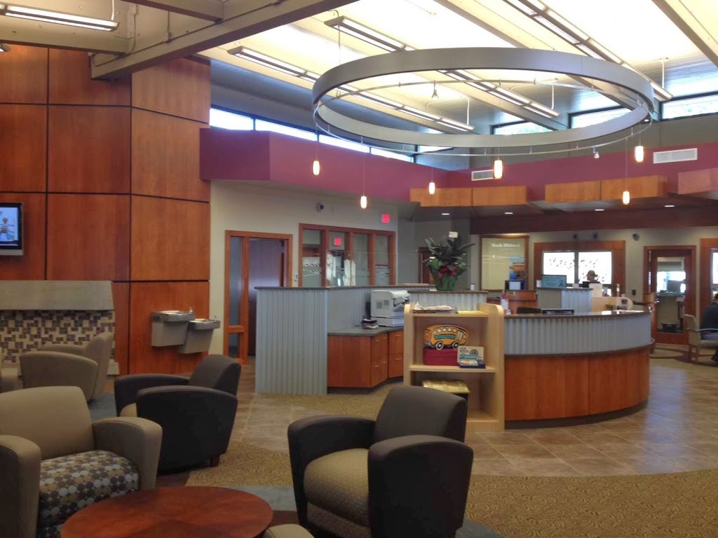 Bank Midwest | 245 9th St, Windom, MN 56101, USA | Phone: (507) 831-1322