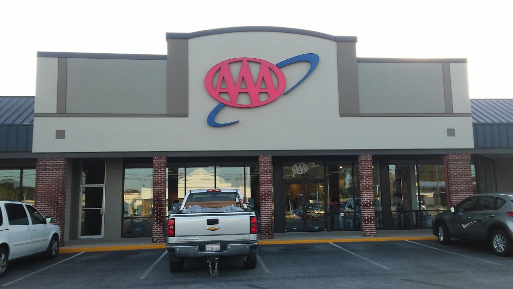 AAA Hanover Office | 1000 Carlisle St, Hanover, PA 17331, USA | Phone: (717) 637-2400